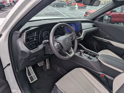 2025 Lexus TX 350 F SPORT Handling