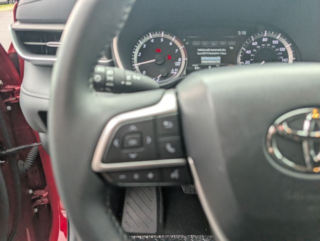 2025 Toyota Highlander XLE