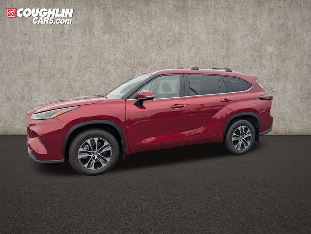 2025 Toyota Highlander XLE