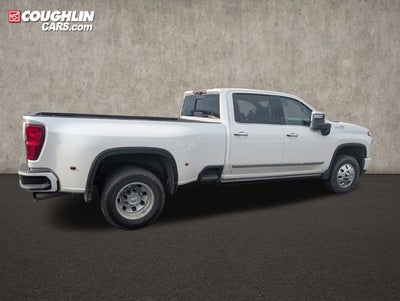 2025 Chevrolet Silverado 3500HD High Country
