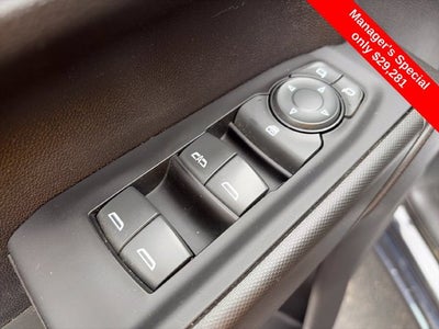 2023 Chevrolet Silverado 1500 4WD Crew Cab 147" Custom