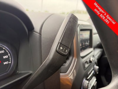 2023 Chevrolet Silverado 1500 4WD Crew Cab 147" Custom