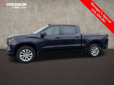 2023 Chevrolet Silverado 1500 4WD Crew Cab 147" Custom