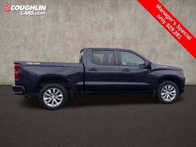 2023 Chevrolet Silverado 1500 4WD Crew Cab 147" Custom