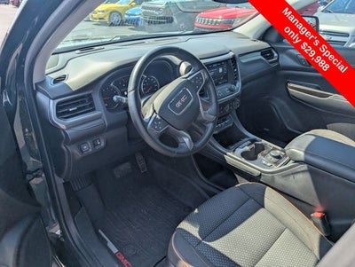 2023 GMC Acadia AT4