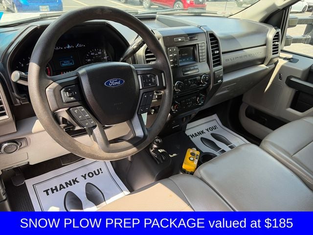 2018 Ford Super Duty F-450 DRW Chassis Cab XL