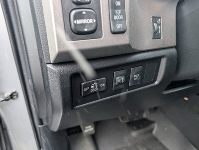 2011 Toyota Tundra 4WD Truck Grade