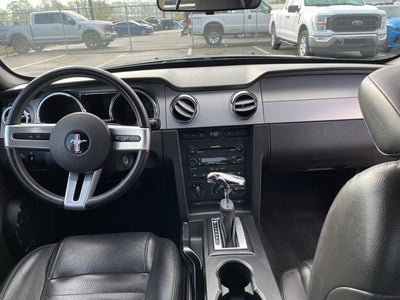 2005 Ford Mustang GT Premium