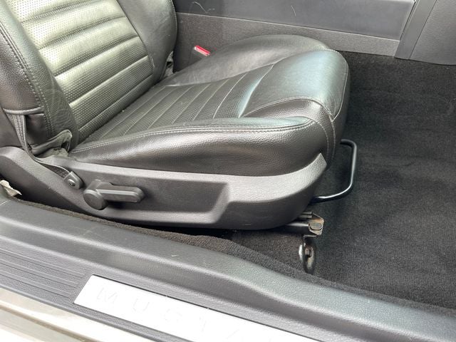 2005 Ford Mustang GT Premium