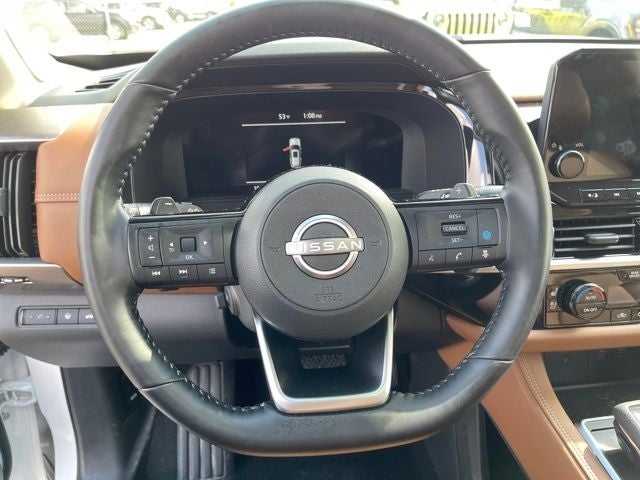 2025 Nissan Pathfinder Platinum