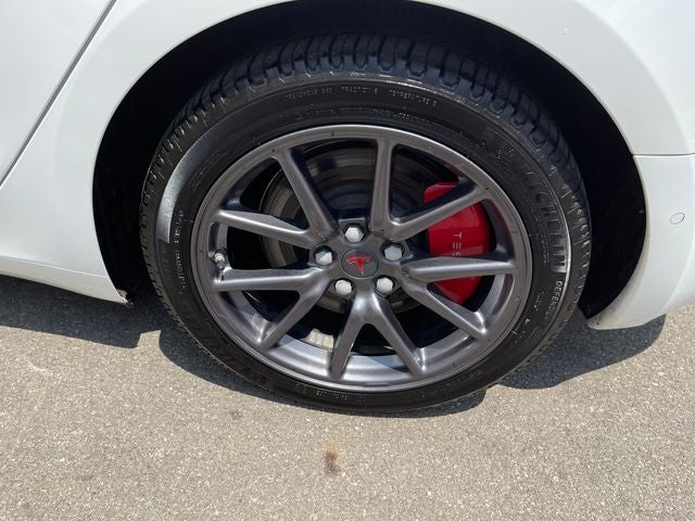 2019 Tesla Model 3 Mid Range