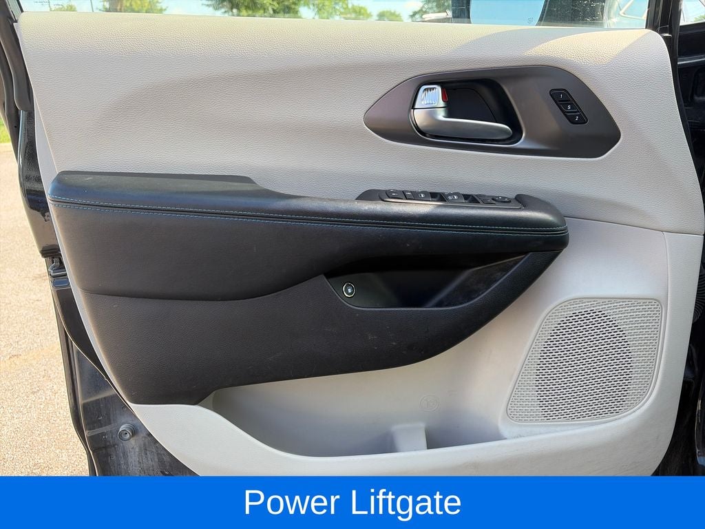 2021 Chrysler Pacifica Hybrid Touring L