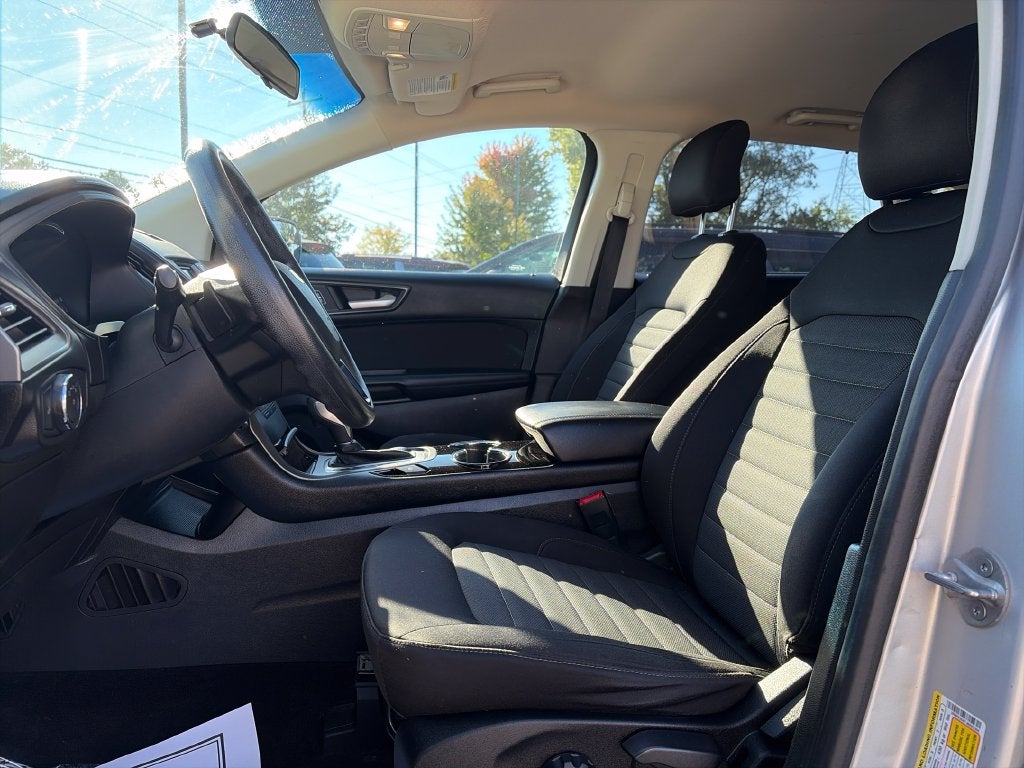 2018 Ford Edge SE