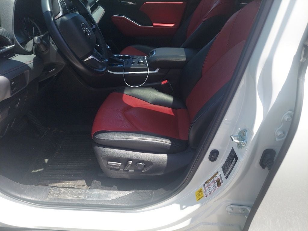 2022 Toyota Highlander XSE