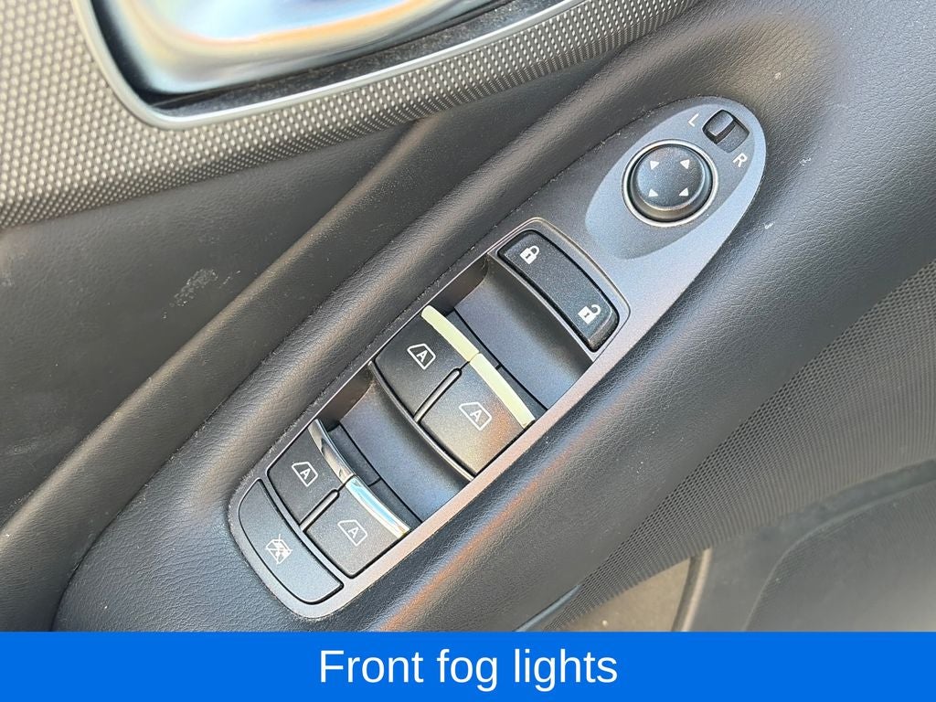 2015 INFINITI Q50 Premium