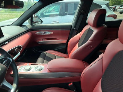 2024 Genesis GV70 2.5T