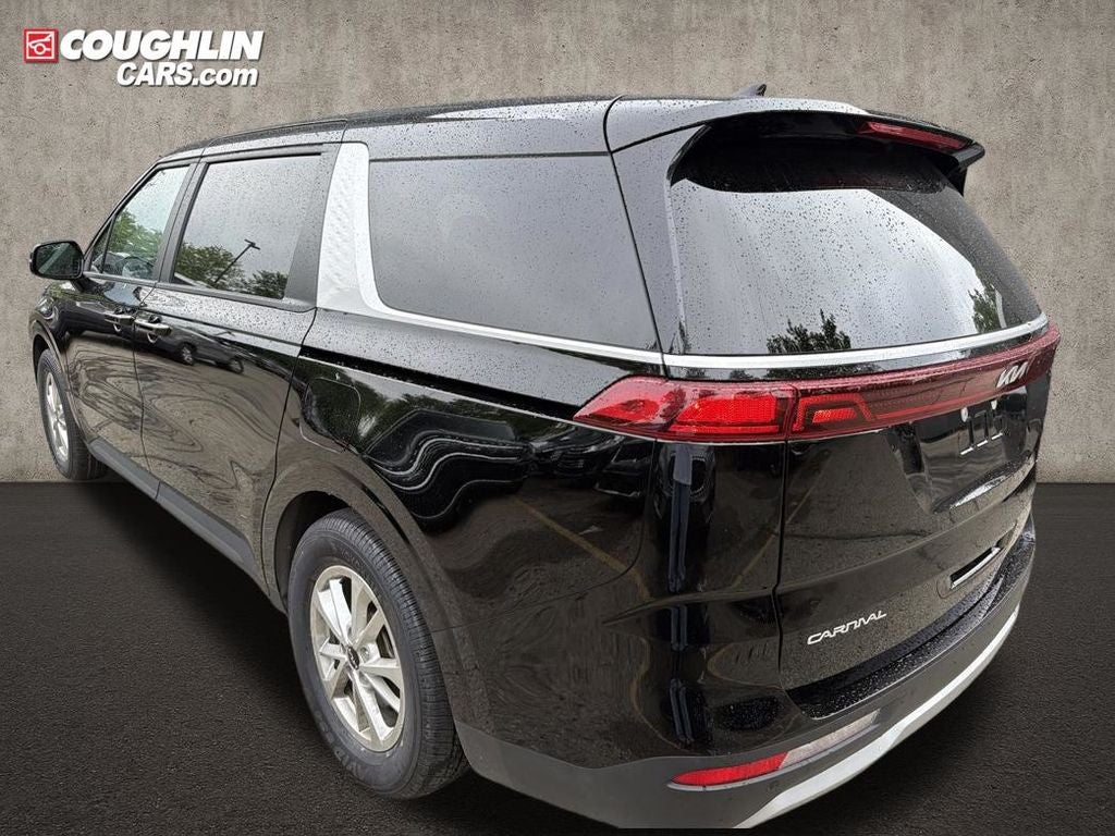 2024 Kia Carnival LX