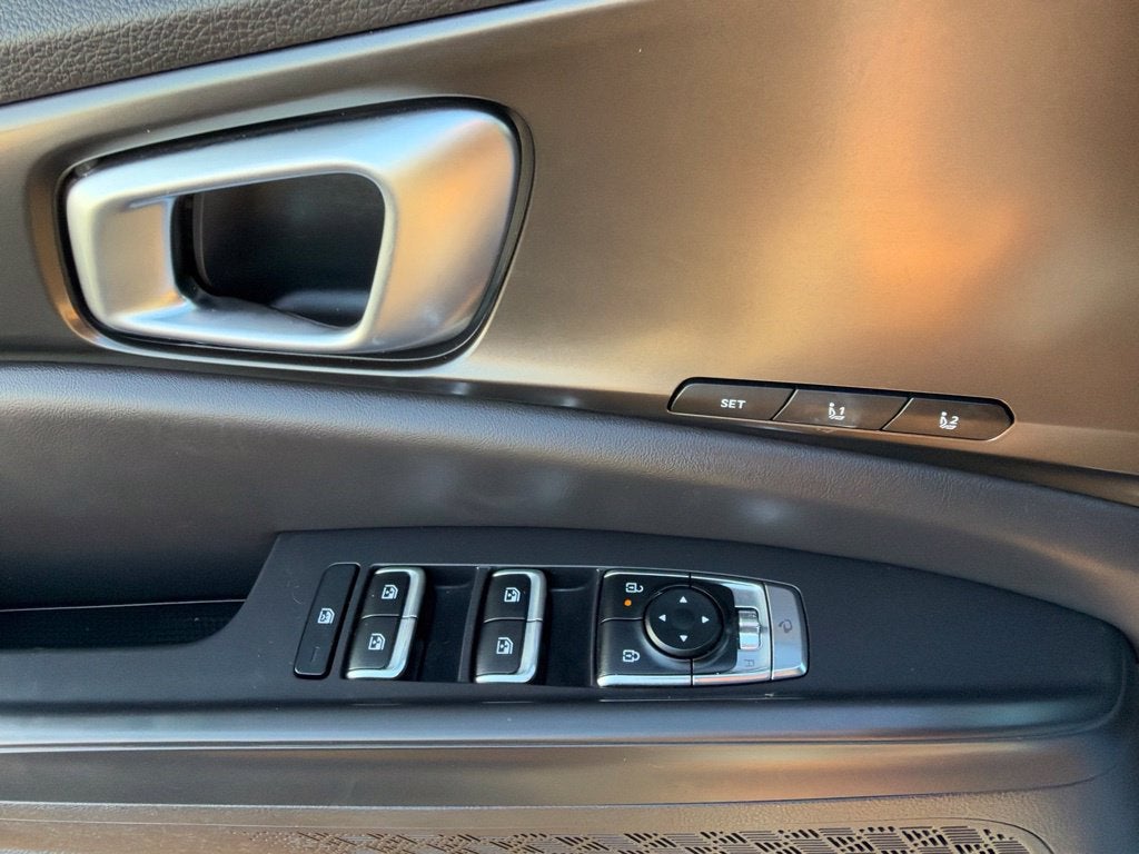 2025 Kia Carnival SX