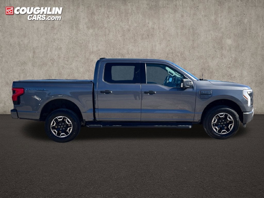 2023 Ford F-150 Lightning XLT