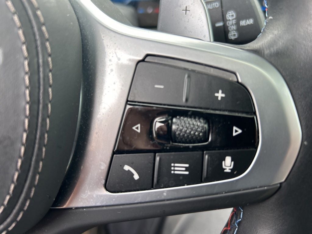 2024 BMW X7 M60i