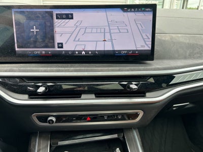 2024 BMW X7 M60i
