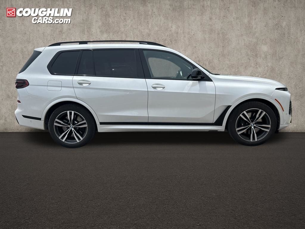 2024 BMW X7 M60i