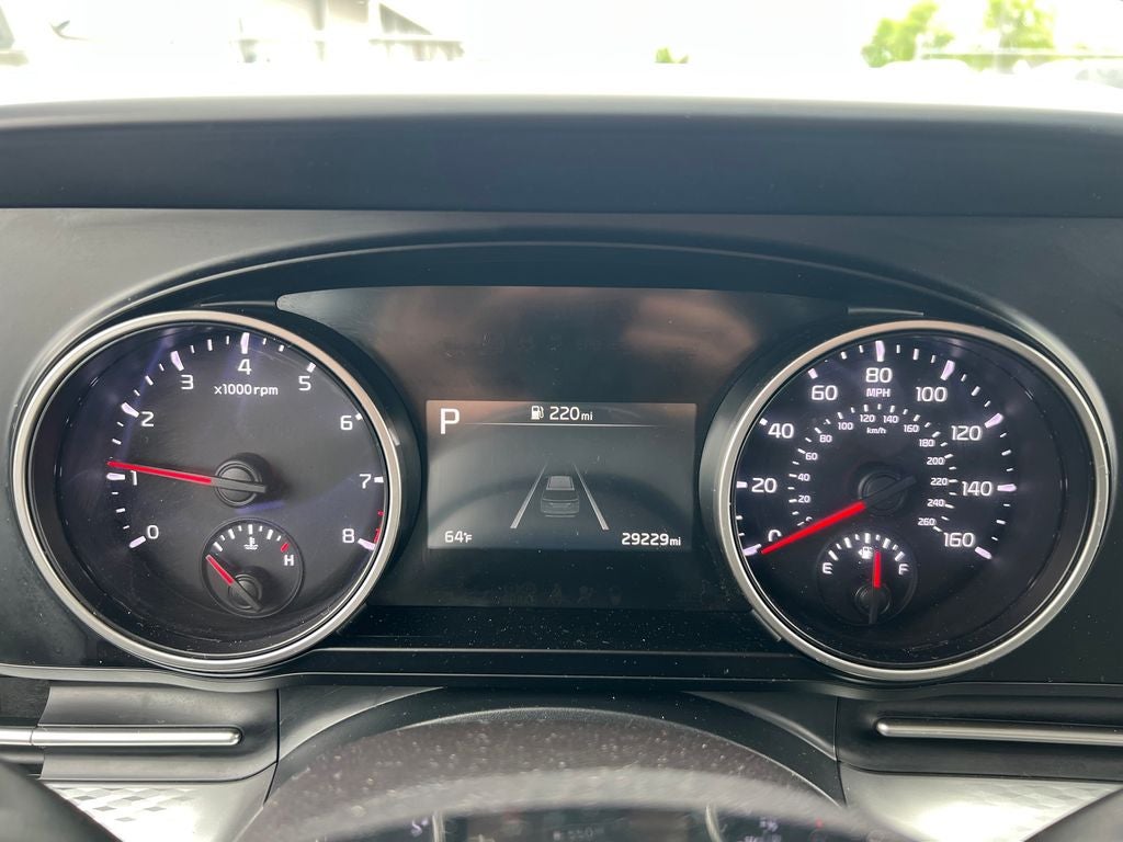 2024 Kia Carnival LX