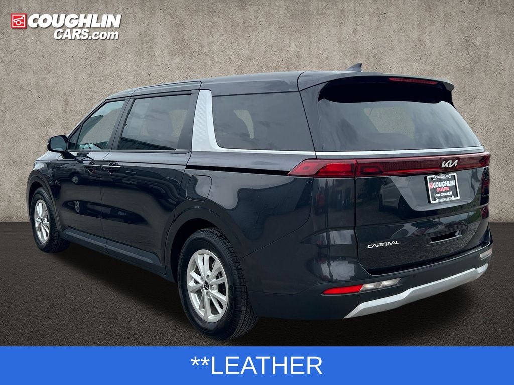 2024 Kia Carnival LX
