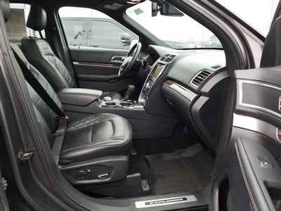 2018 Ford Explorer Platinum