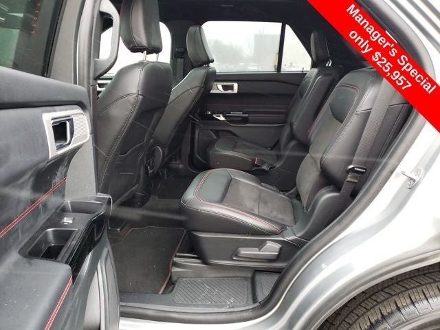 2022 Ford Explorer ST-Line