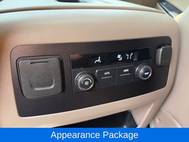 2019 GMC Yukon XL SLT Standard Edition