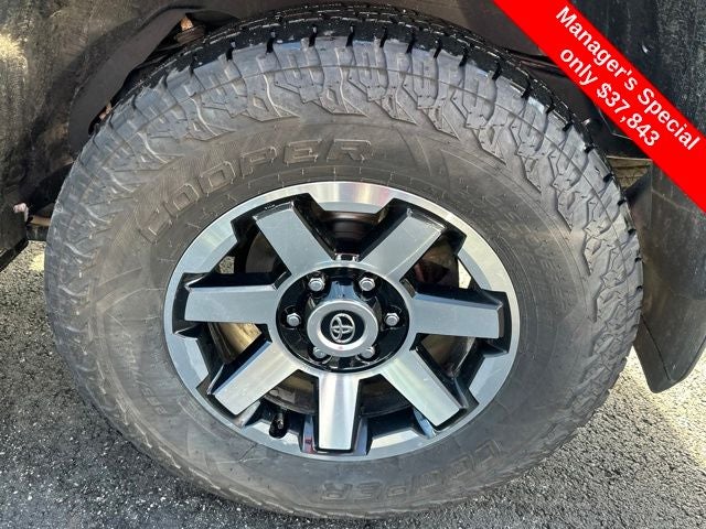 2022 Toyota 4Runner TRD Off-Road Premium