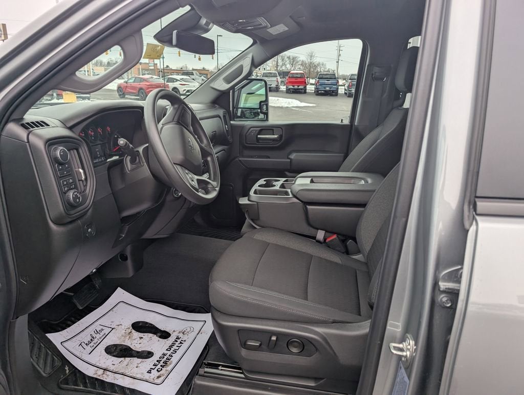 2025 Chevrolet Silverado 2500 HD Custom