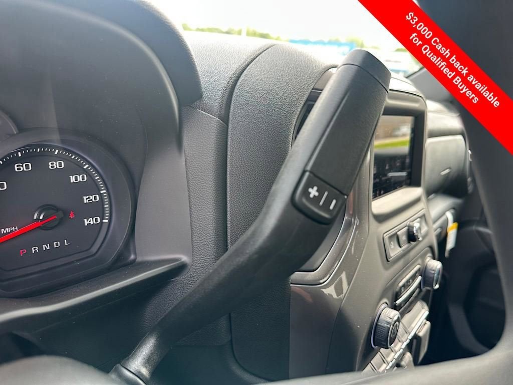 2025 Chevrolet Silverado 1500 Custom