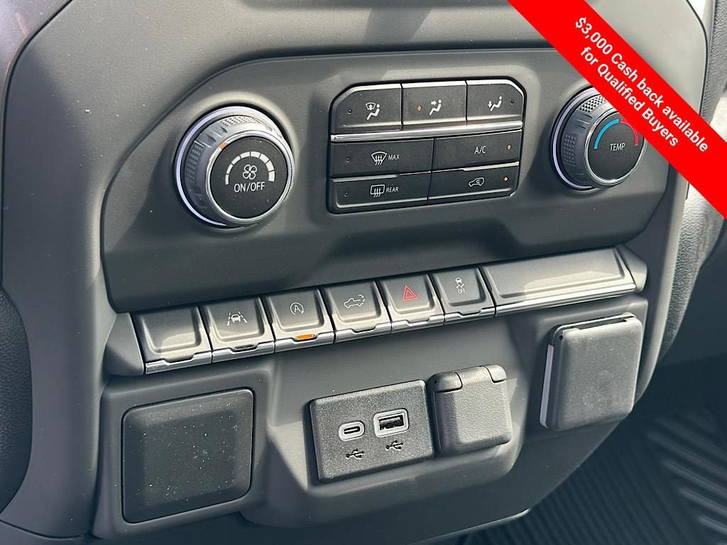 2025 Chevrolet Silverado 1500 Custom