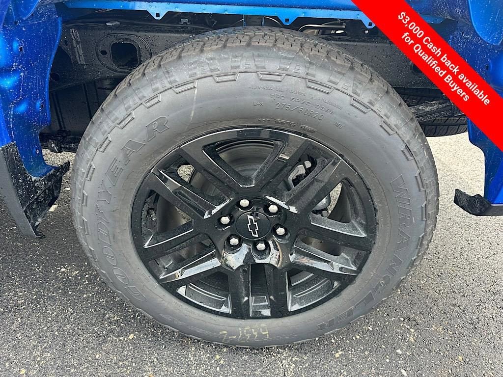 2025 Chevrolet Silverado 1500 Custom