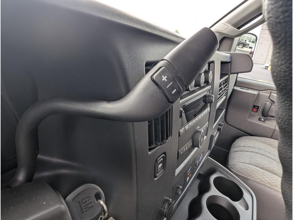 2025 Chevrolet Express Cargo 2500 WT