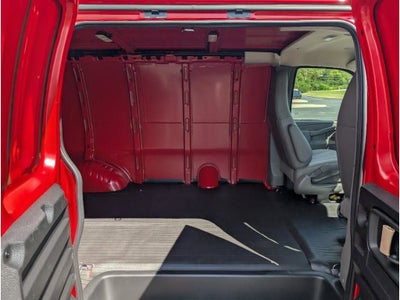 2025 Chevrolet Express Cargo WT