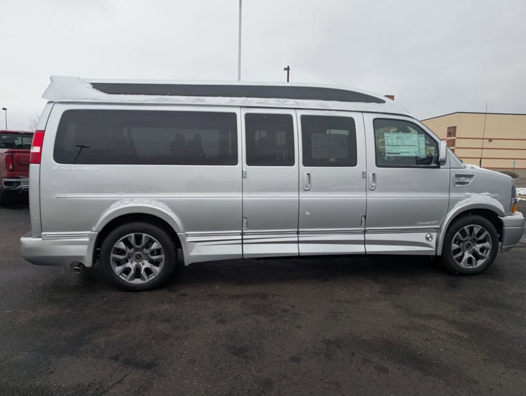 2026 Chevrolet Express Cargo WT