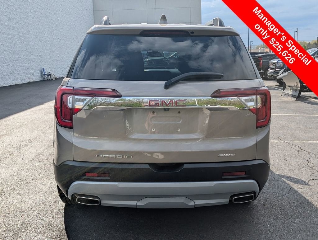 2023 GMC Acadia SLT