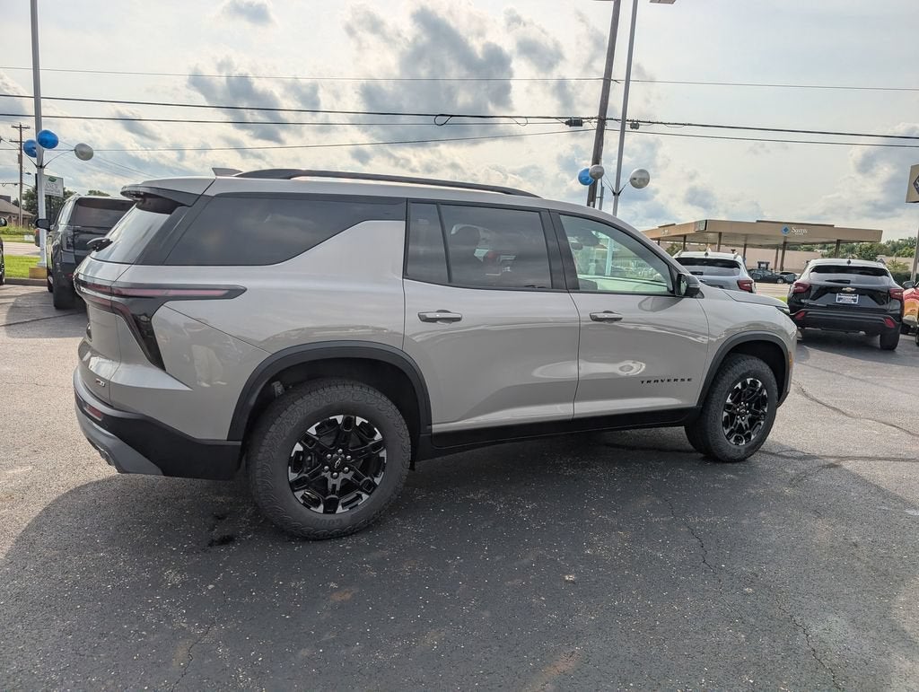 2027 Chevrolet Traverse Z71 - Photo 9