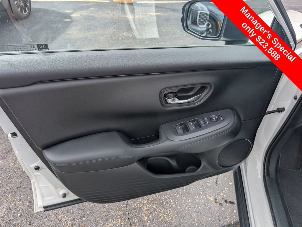 2025 Honda HR-V LX