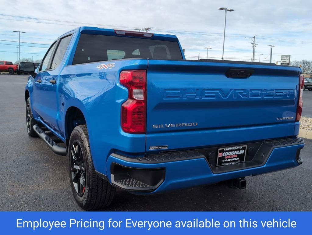 2025 Chevrolet Silverado 1500 Custom