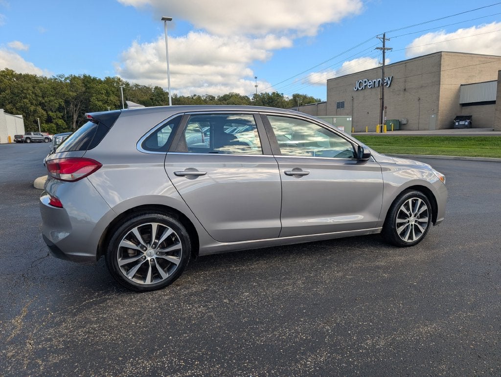 2020 Hyundai Elantra GT Base