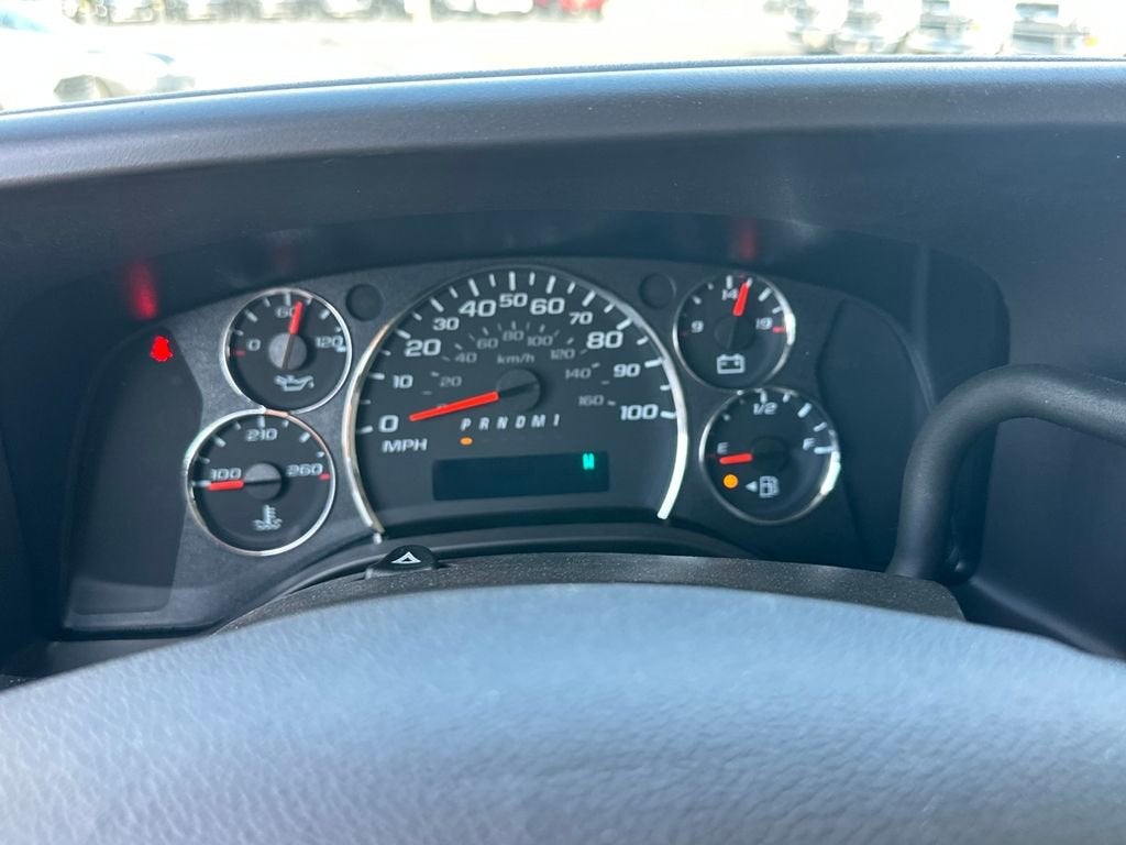 2025 Chevrolet Express Cargo 3500 WT