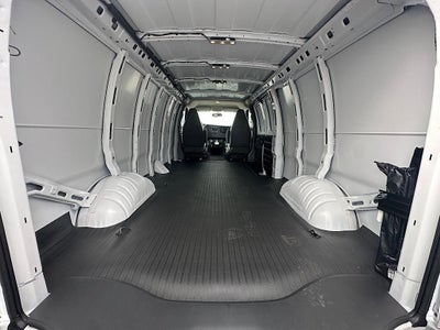 2025 Chevrolet Express Cargo 3500 WT