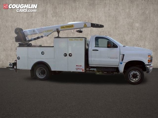 2023 Chevrolet Silverado 6500 HD Work Truck