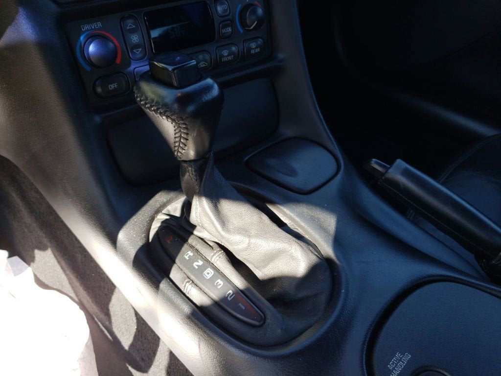 2000 Chevrolet Corvette Base