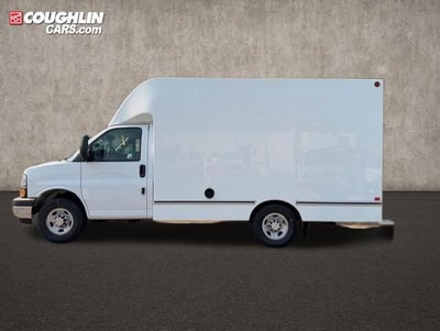 2026 Chevrolet Express Cutaway 3500 1WT