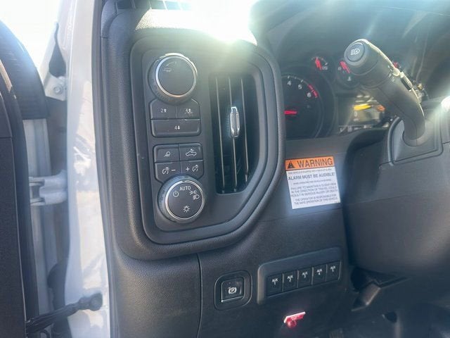 2025 Chevrolet Silverado 3500 HD Chassis Cab Work Truck